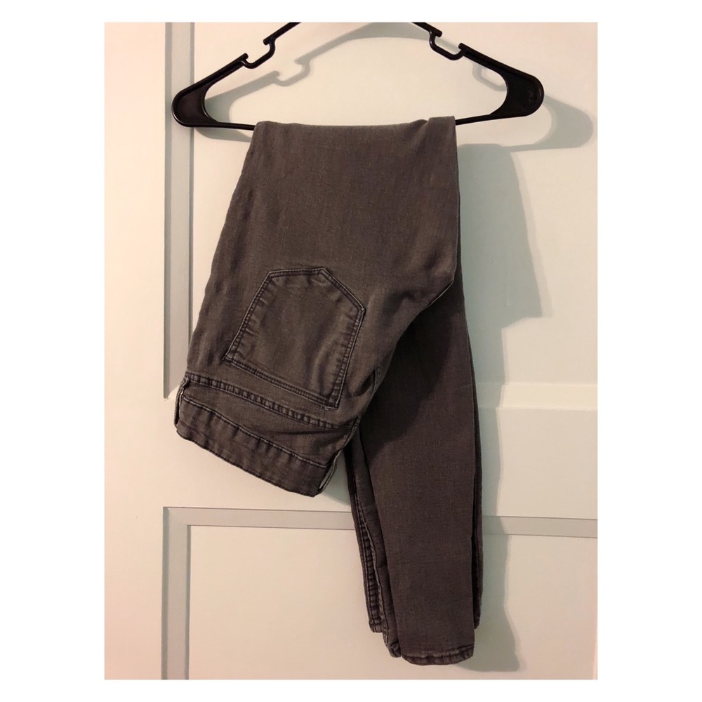 H&M gray skinny jeans